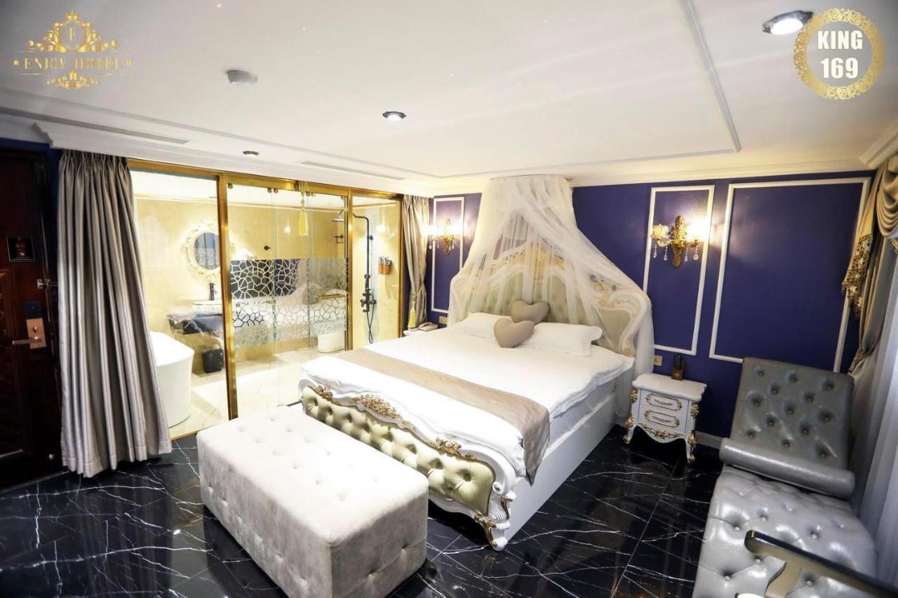 Enjoy Hotel 7 Хошимін Екстер'єр фото