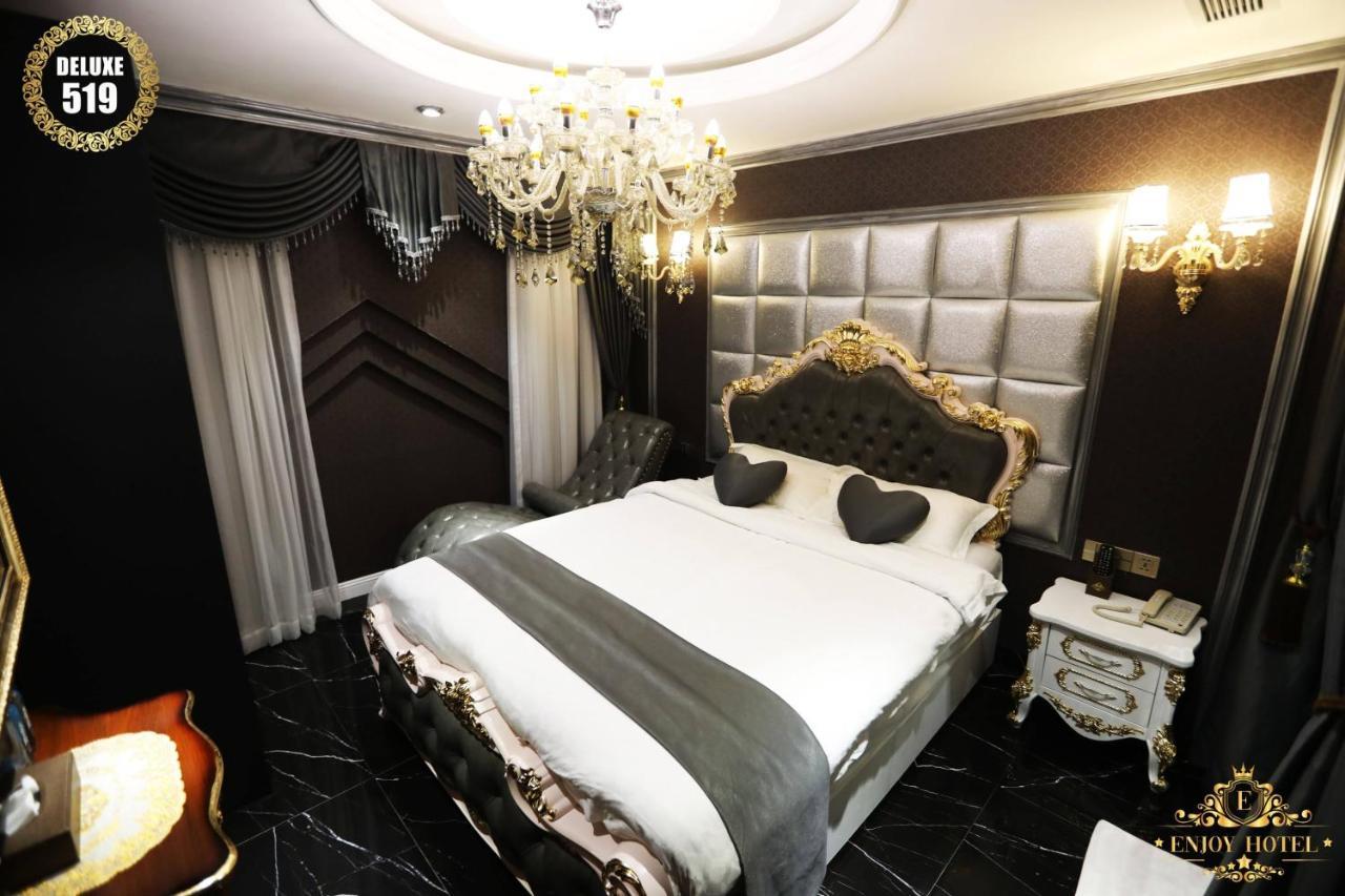 Enjoy Hotel 7 Хошимін Екстер'єр фото