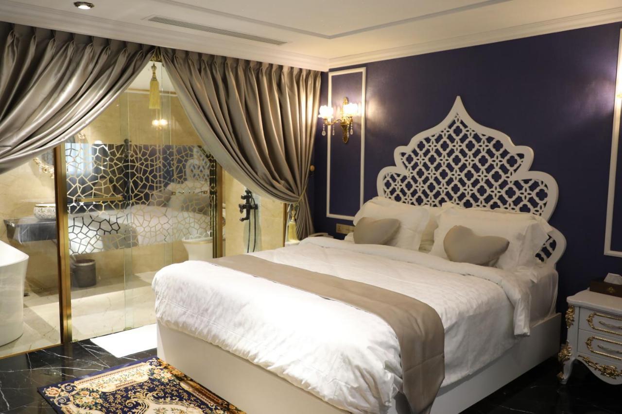Enjoy Hotel 7 Хошимін Екстер'єр фото